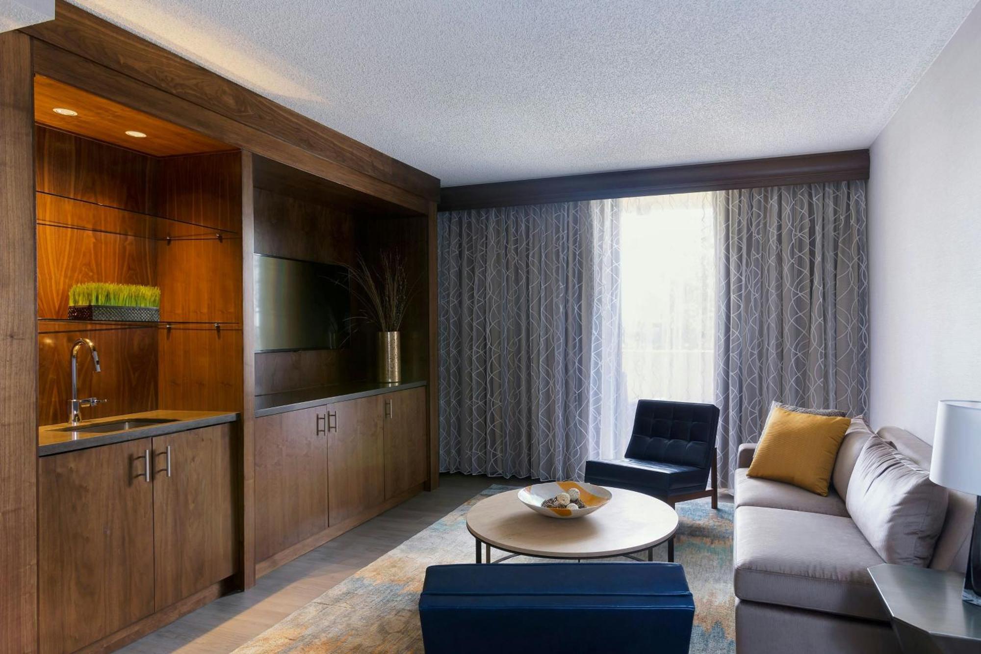 Greensboro-High Point Marriott Airport Eksteriør billede